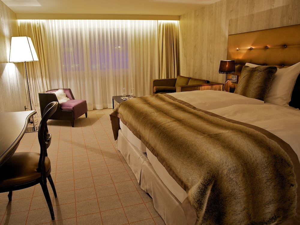 Grischa Das Hotel Davos 13/45