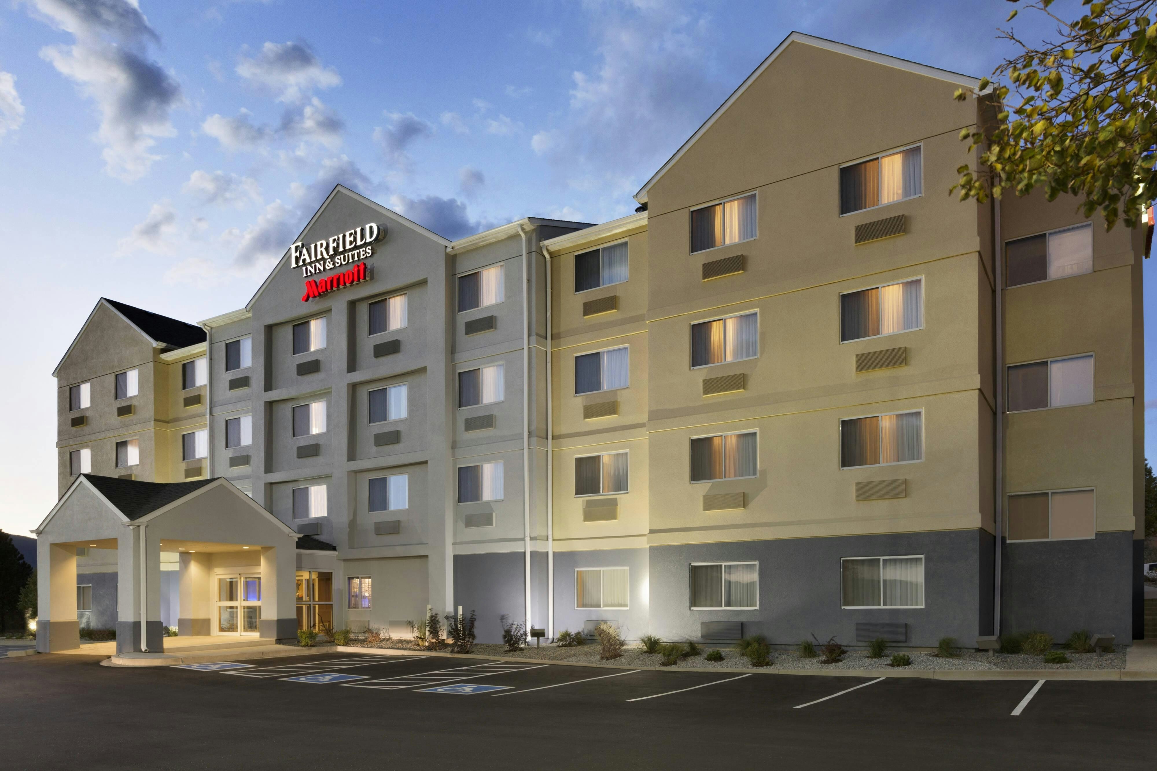 Fairfield Inn Suites Colorado Springs Air Force Academy 2/33