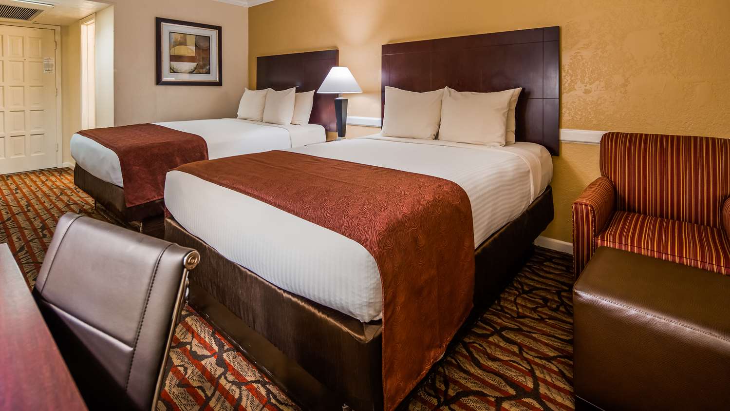 2 Queen Beds Non-Smoking