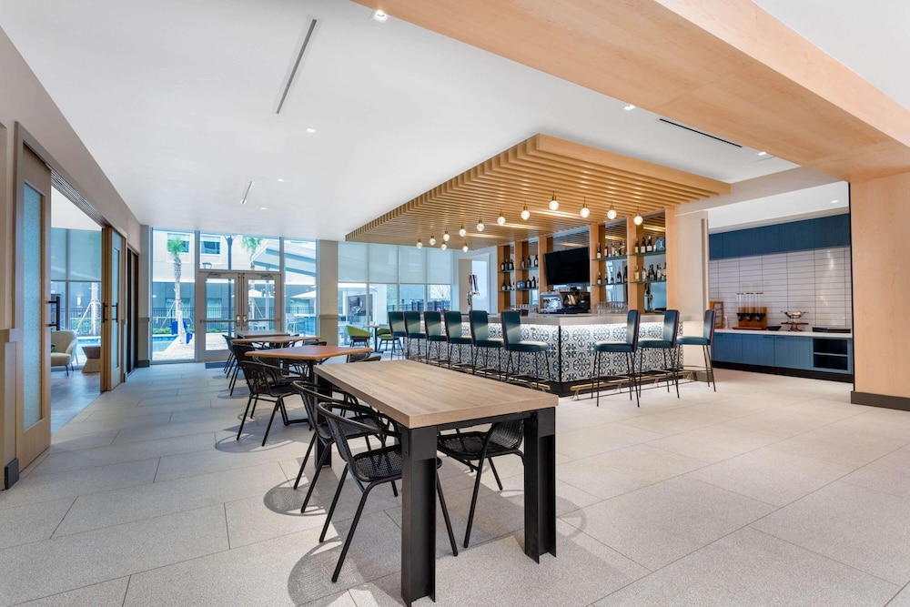 TRYP by Wyndham Orlando 40/54