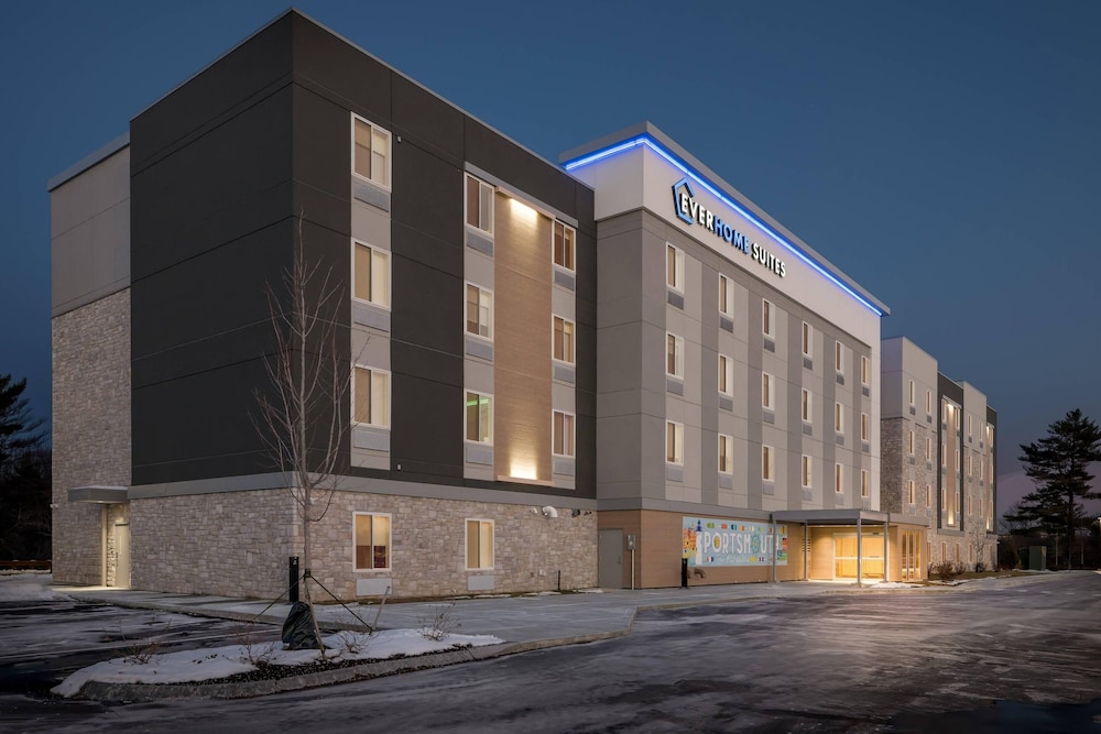 Everhome Suites Portsmouth - Newington 42/46