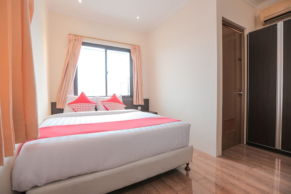 Hotel SUPER OYO Capital O 141 Fatmawati Cozy Residence 14/32