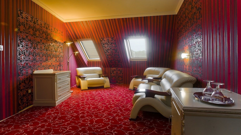 Hotel Obester 15/28