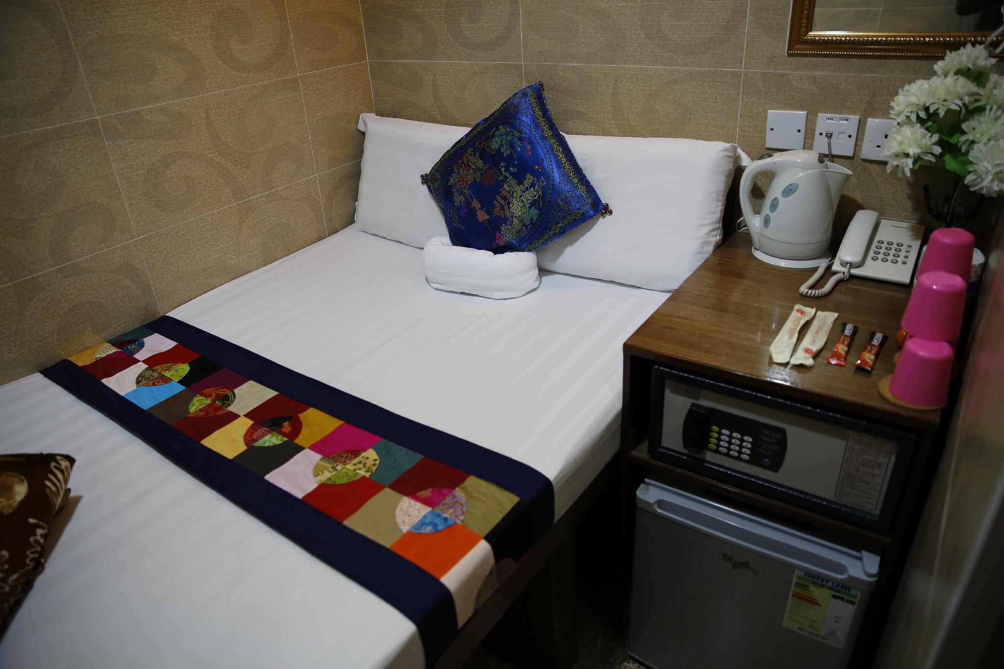 FAMILY, 2 DOUBLE BEDS