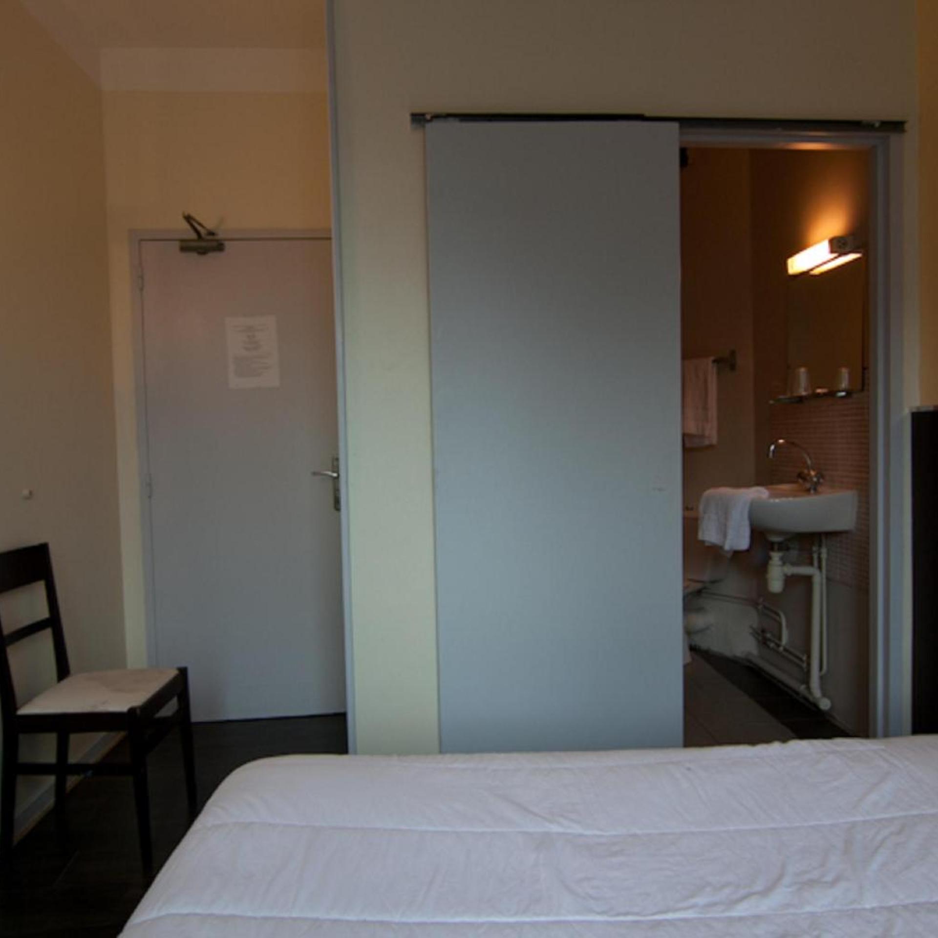 Hotel De Londres 8/29