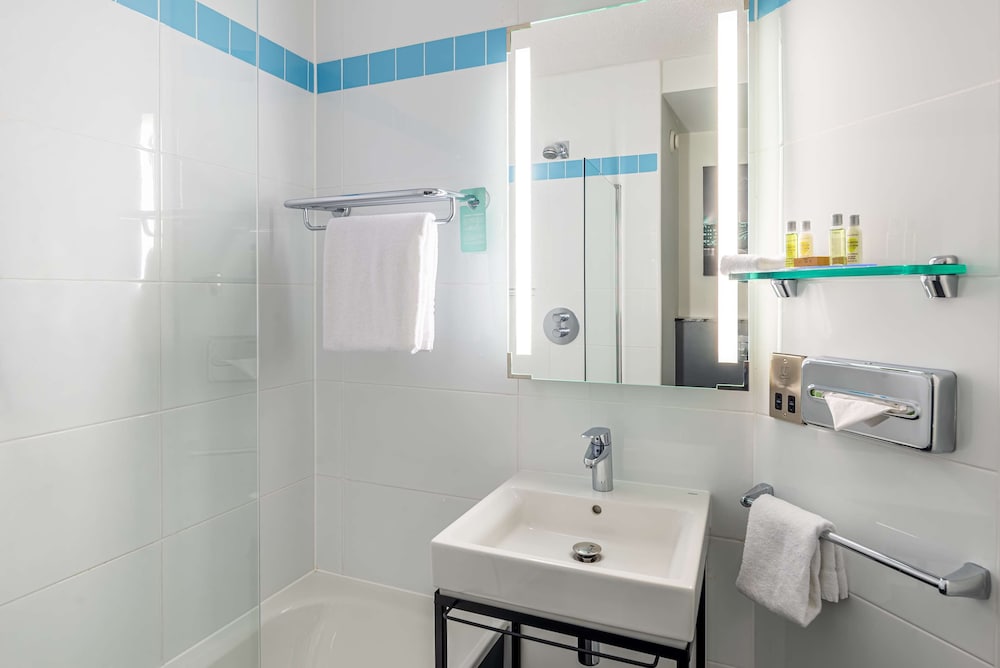 Hilton Garden Inn London Heathrow Airport 15/44