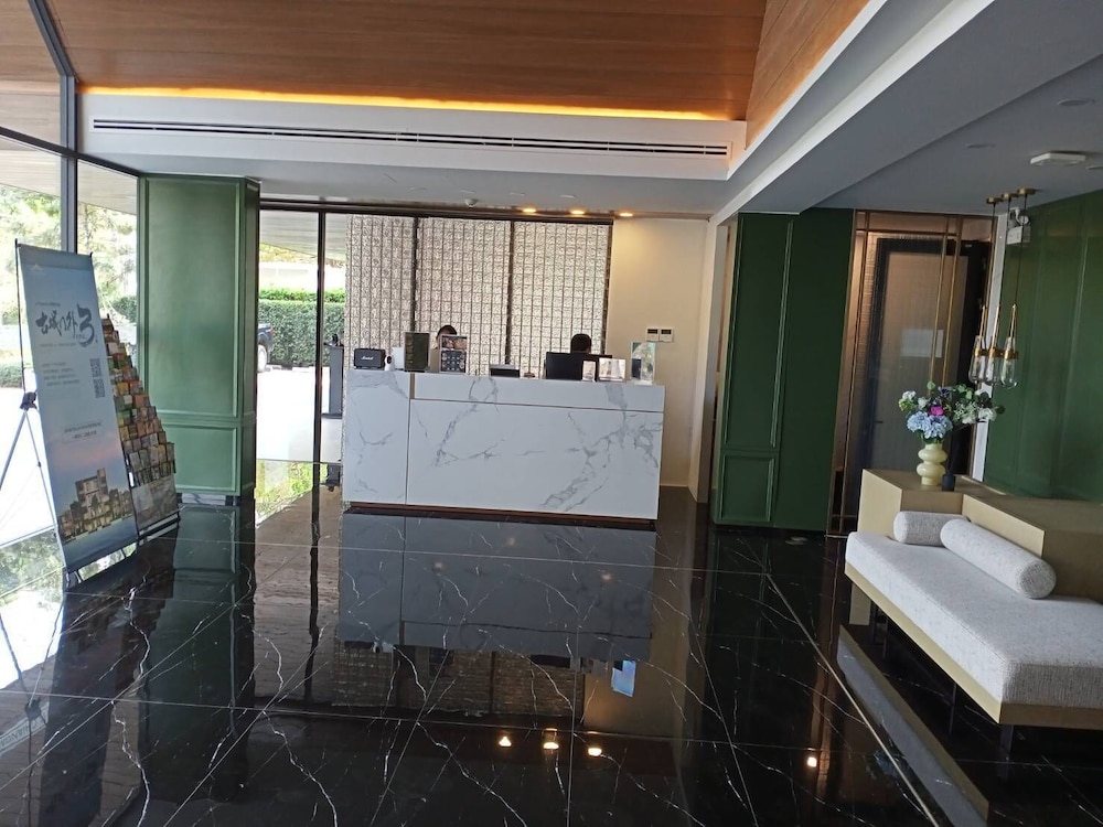 Cha Chiangmai Luxury 5/35