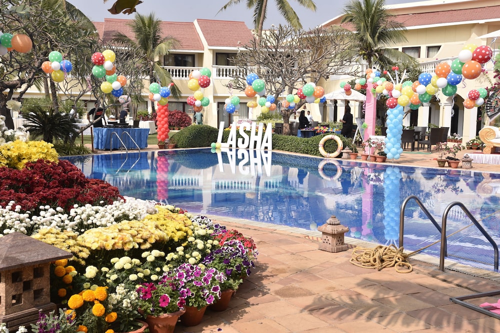 The Hans Coco Palms 18/32