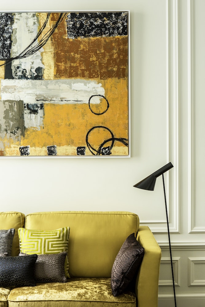 SOFITEL PARIS LE FAUBOURG 6/75
