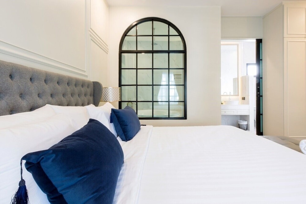 Villa Seville 13/50