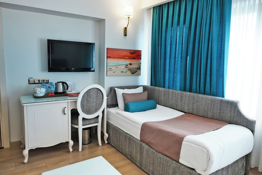 Taximtown Hotel 53/65