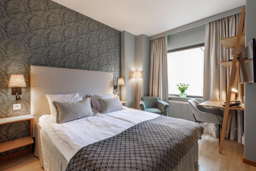 Compact, Double Bed, Separate Building