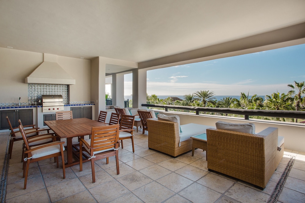 Esperanza Resort 46/74