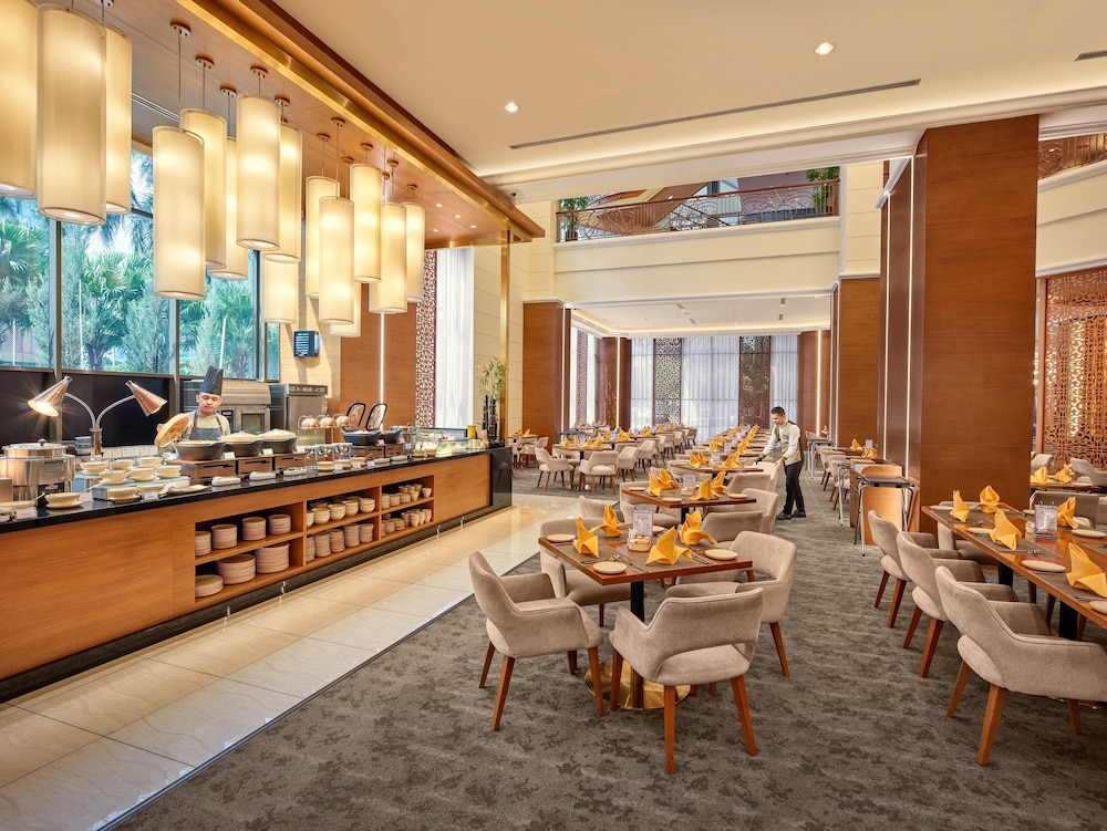 Mardhiyyah Hotel And Suites 43/52