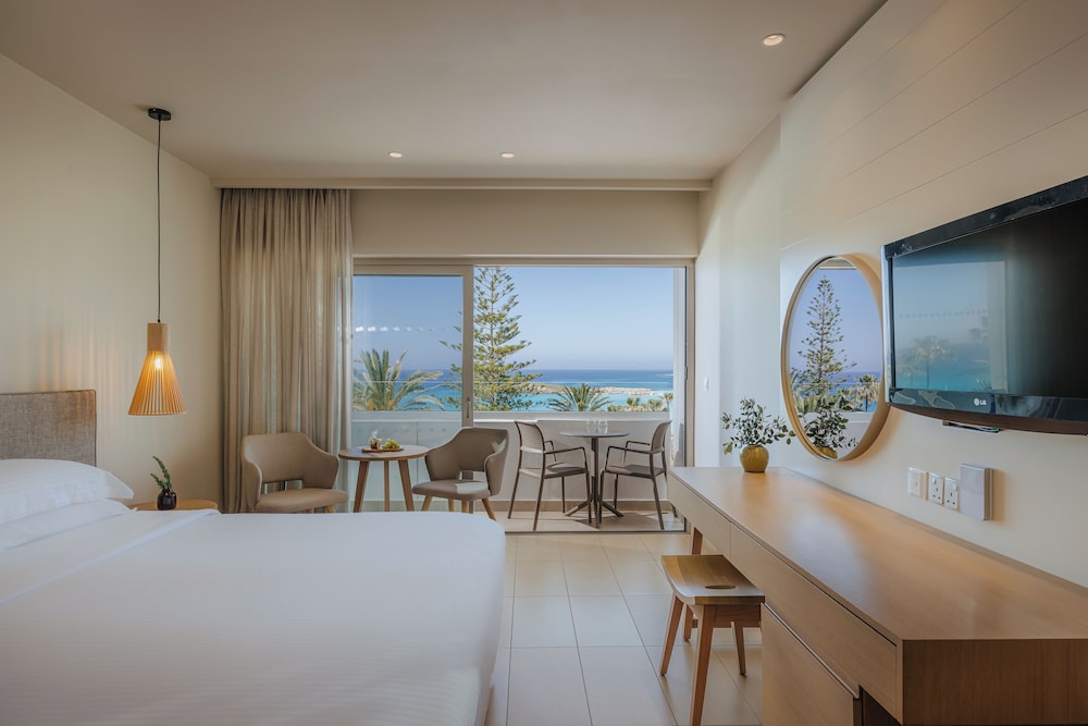 Nissi Beach Resort 18/75