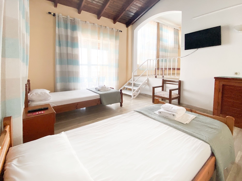 El Greco Hotel 11/50