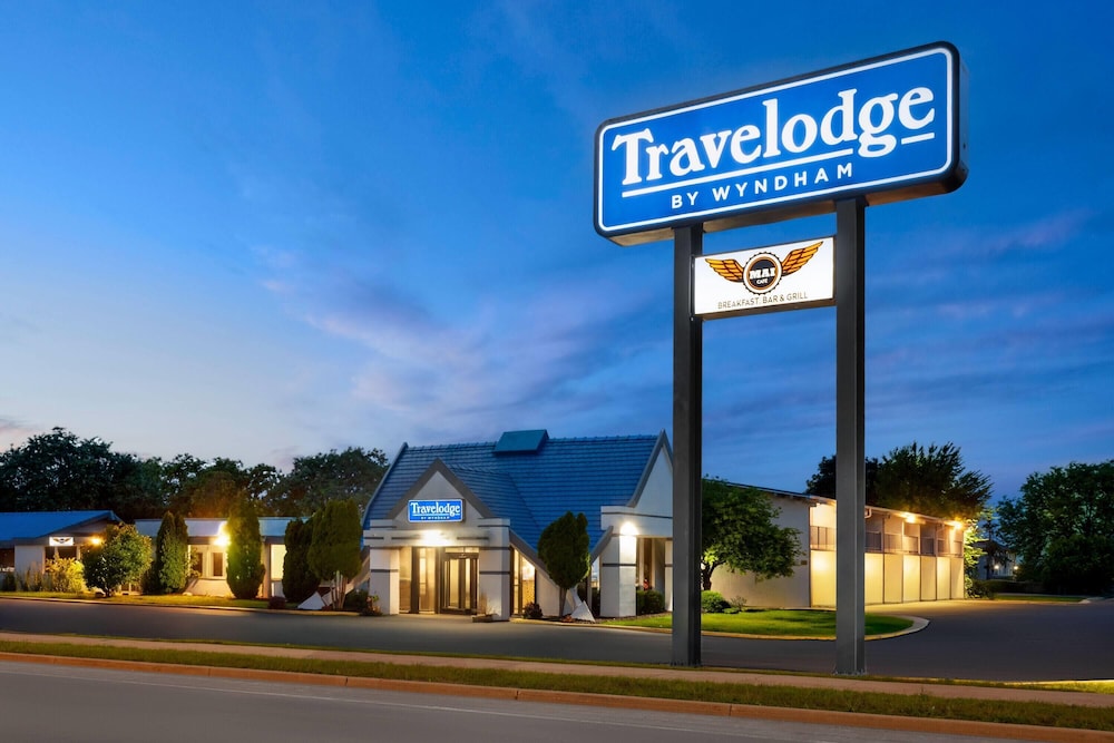 Travelodge By Wyndham Milwaukee 1/50