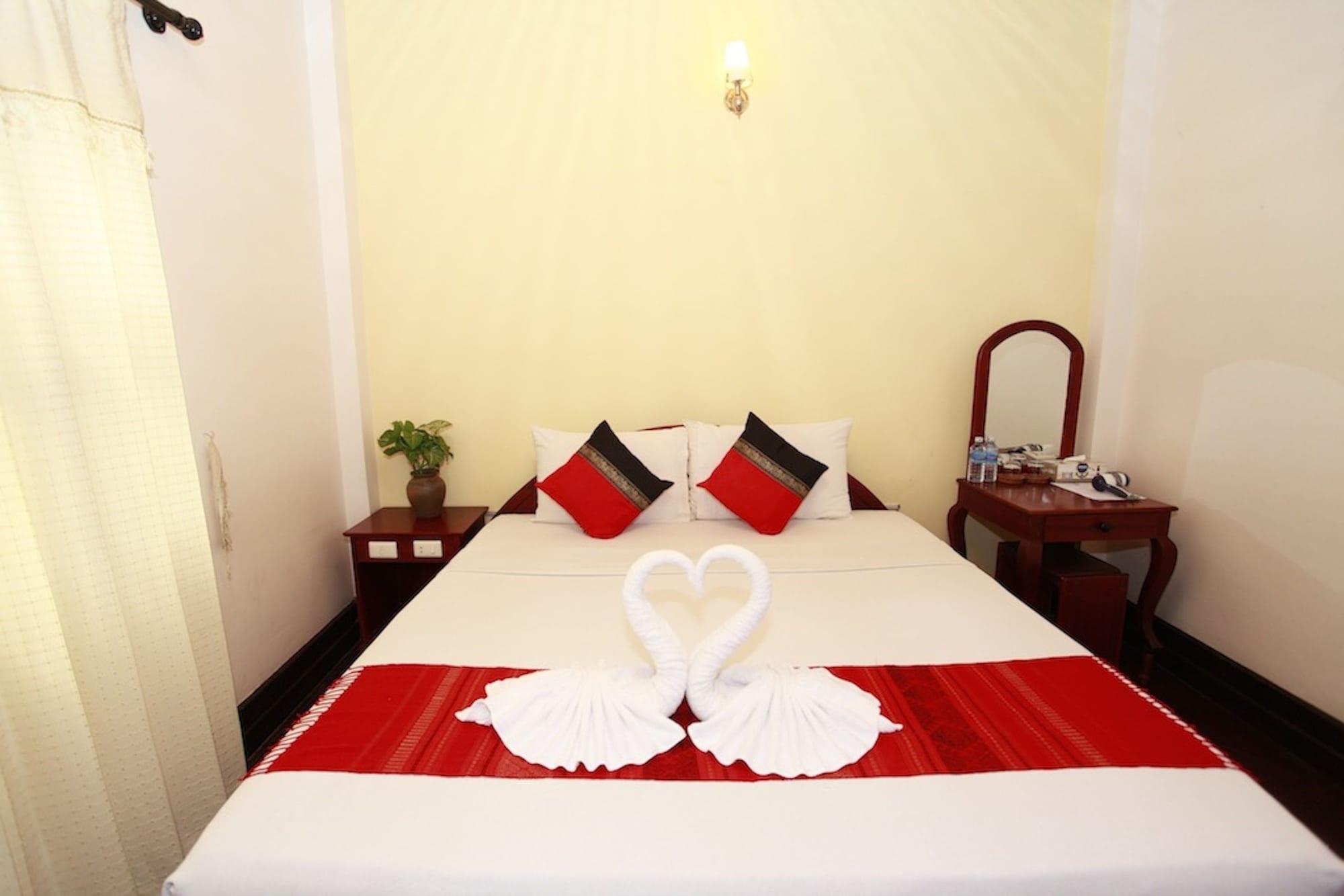 STANDARD, DOUBLE BED