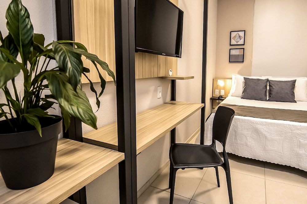 Hotel Santa Cruz 30/48