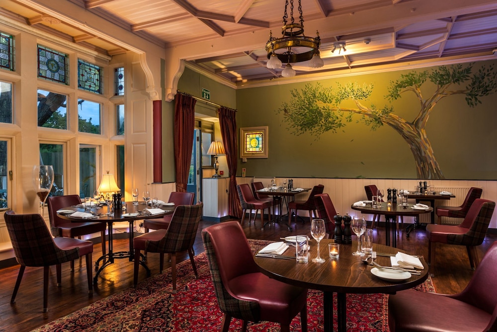 restaurant cafeteria