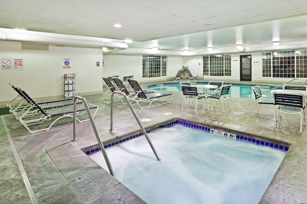 Holiday Inn Spokane Airport 25/52