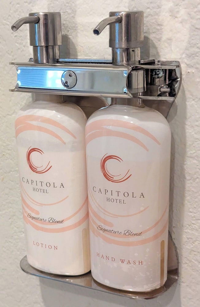 Capitola Hotel 14/50