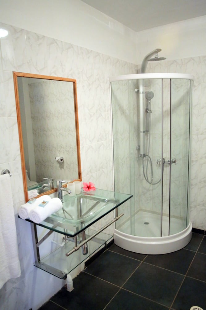 Tupa Hotel 46/50