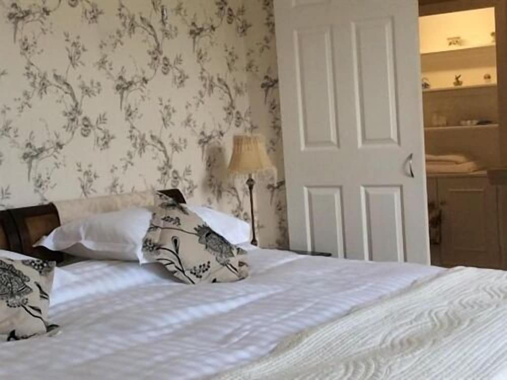 Whashton Springs Farmhouse B&B 6/16