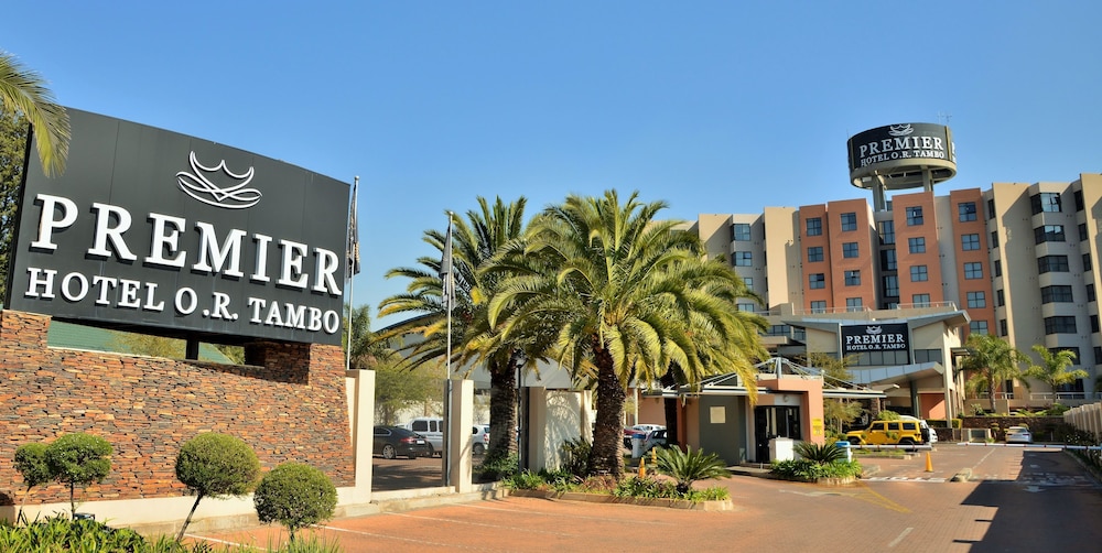 Premier Hotel Or Tambo 4/66