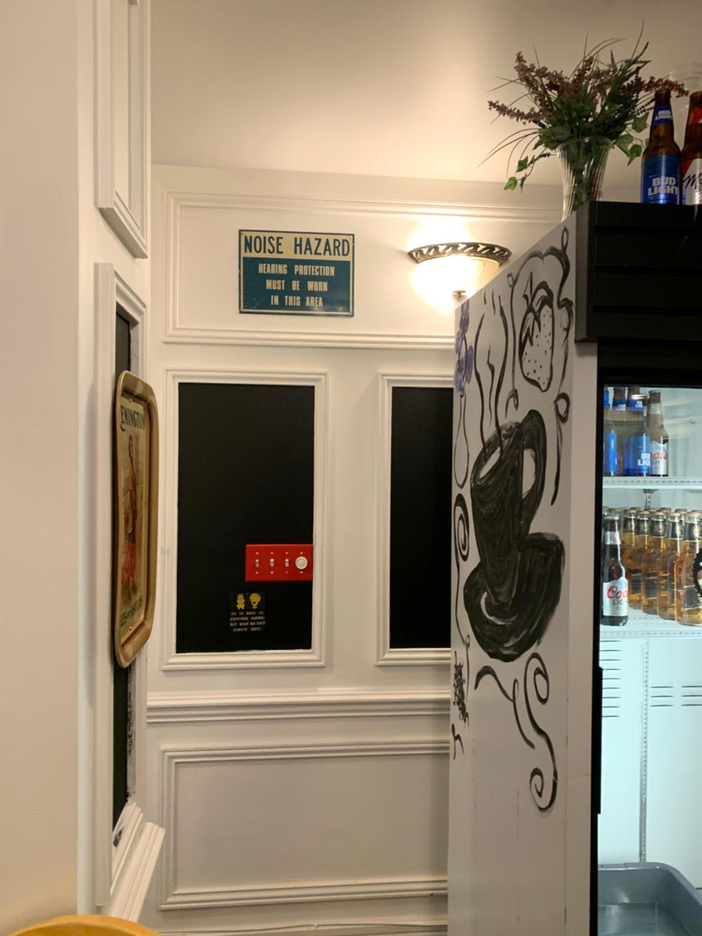 Lakeview Hotel 5/33