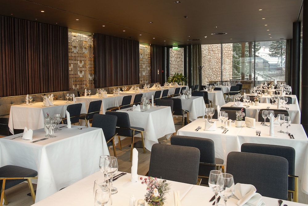 Ana Hotels Bradul Poiana Brasov 18/30