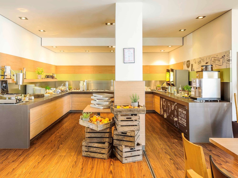 B&B HOTEL Bochum Hbf-Sud 47/56