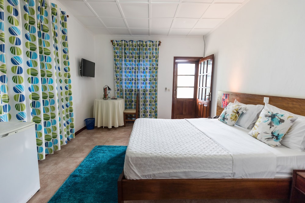 Hotel Praia 21/85