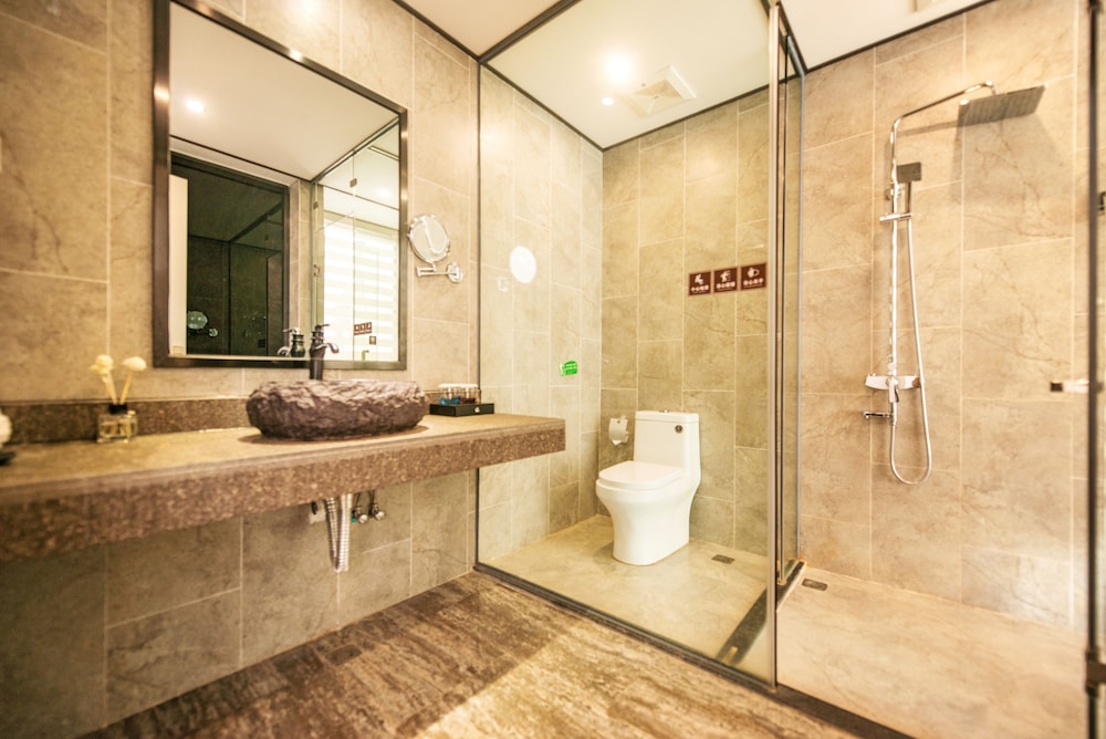 Peach Blossom River Resort 49/50