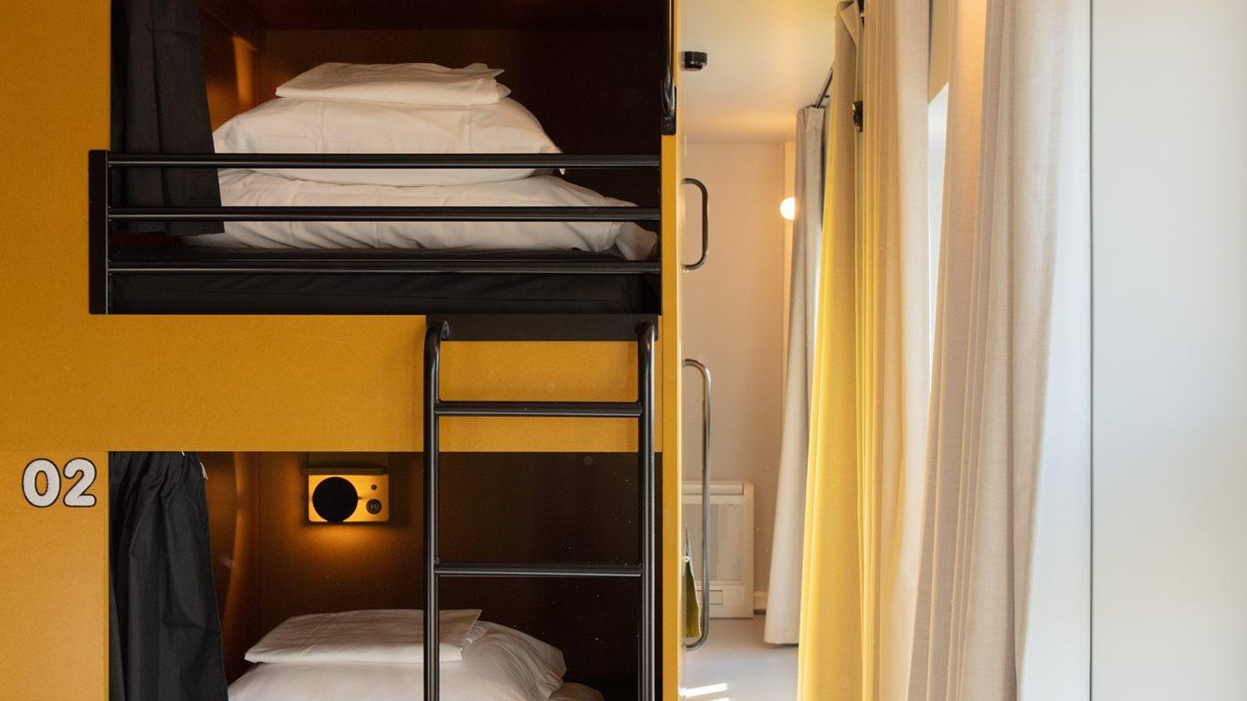 Female Dorm, 4 Beds