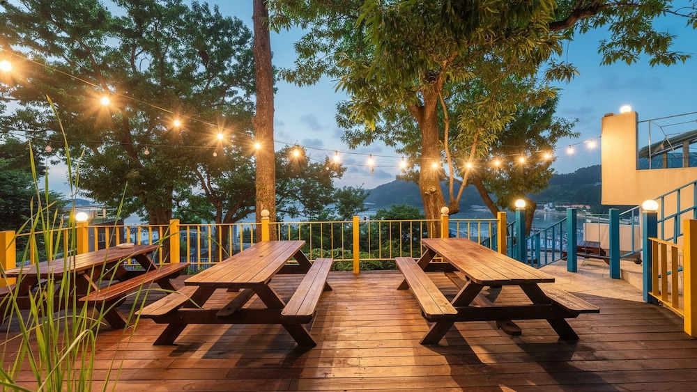 Tongyeong Blue House Pension 38/48