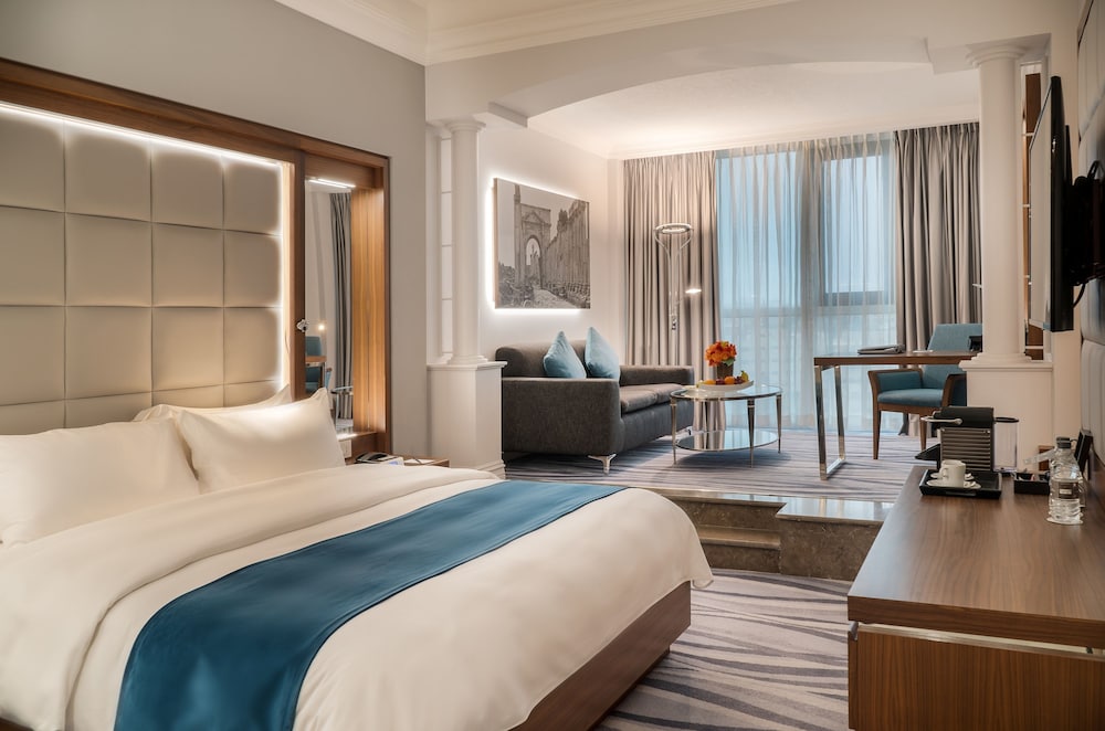 1 BEDROOM, EXECUTIVE