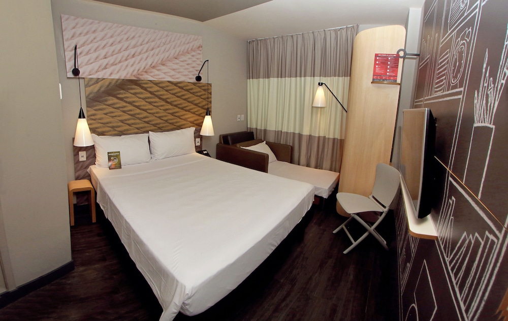 ibis Natal 18/64