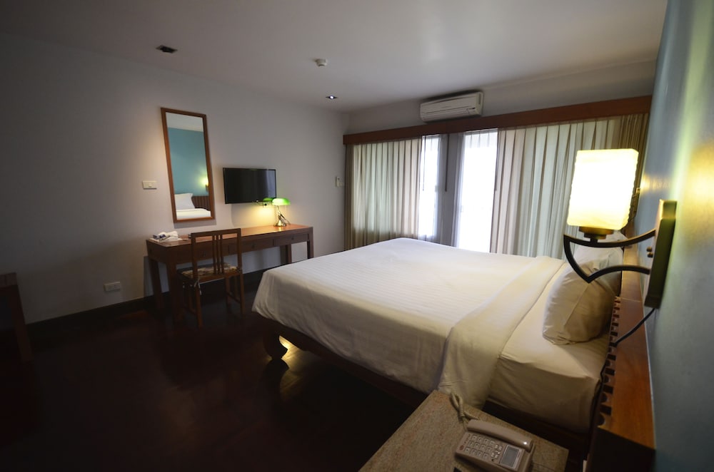 Sakorn Residence And Hotel 10/27
