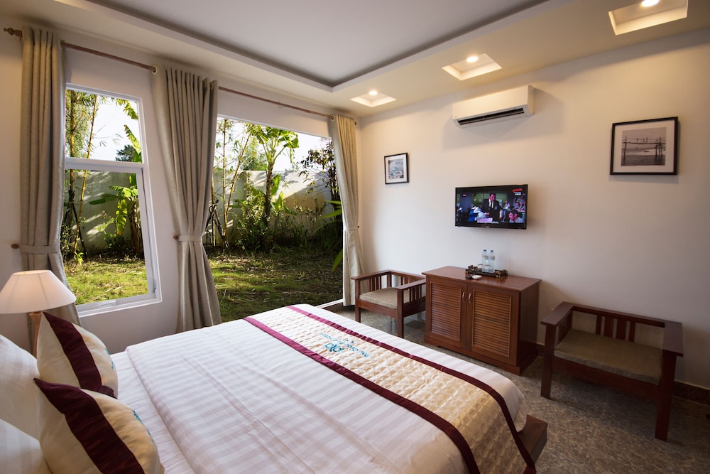 Phu Quoc Blue Hotel 12/18