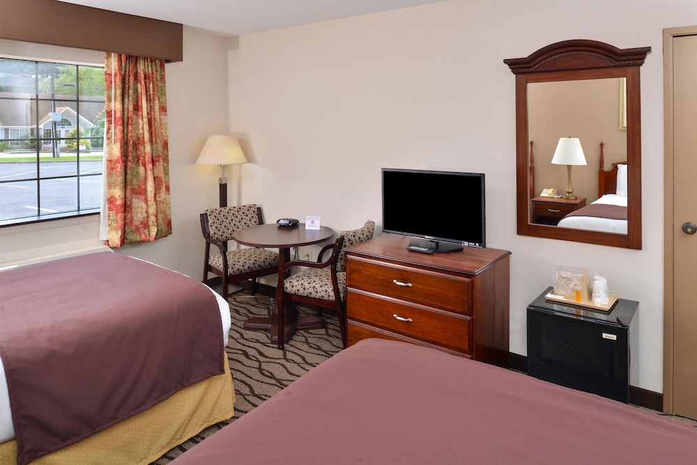 Country Hearth Inn & Suites Toccoa 18/23