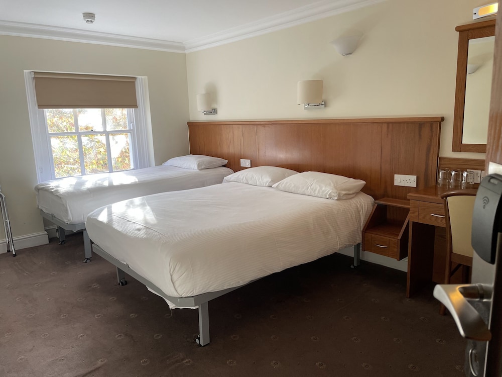 Orchard Hotel 13/41