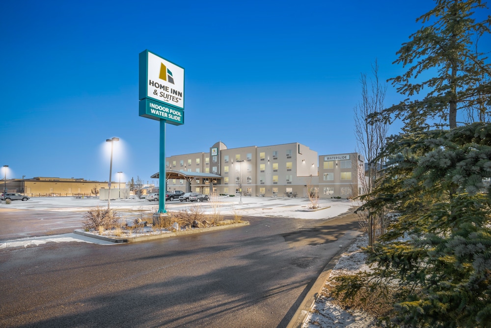 Home Inn and Suites Lloydminster 48/50