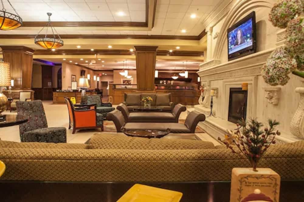 Decatur Conference Center Hotel 30/42