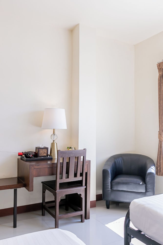 Panwalee Hotel 42/64