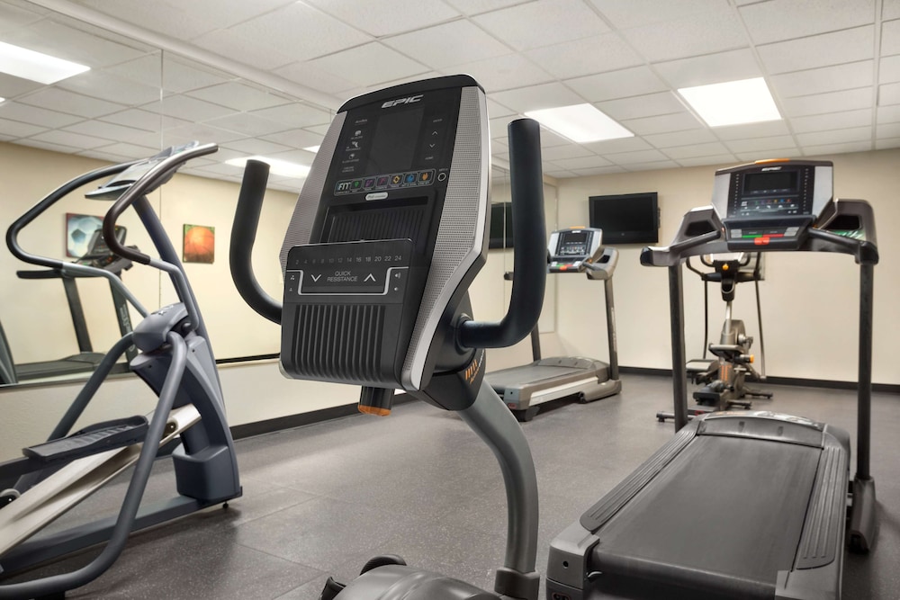 Country Inn Suites By Radisson Charlotte University Place Nc 10/24