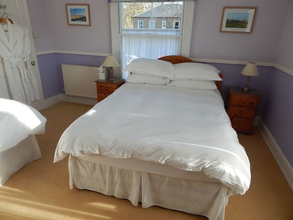 Fairlight Lodge 12/41