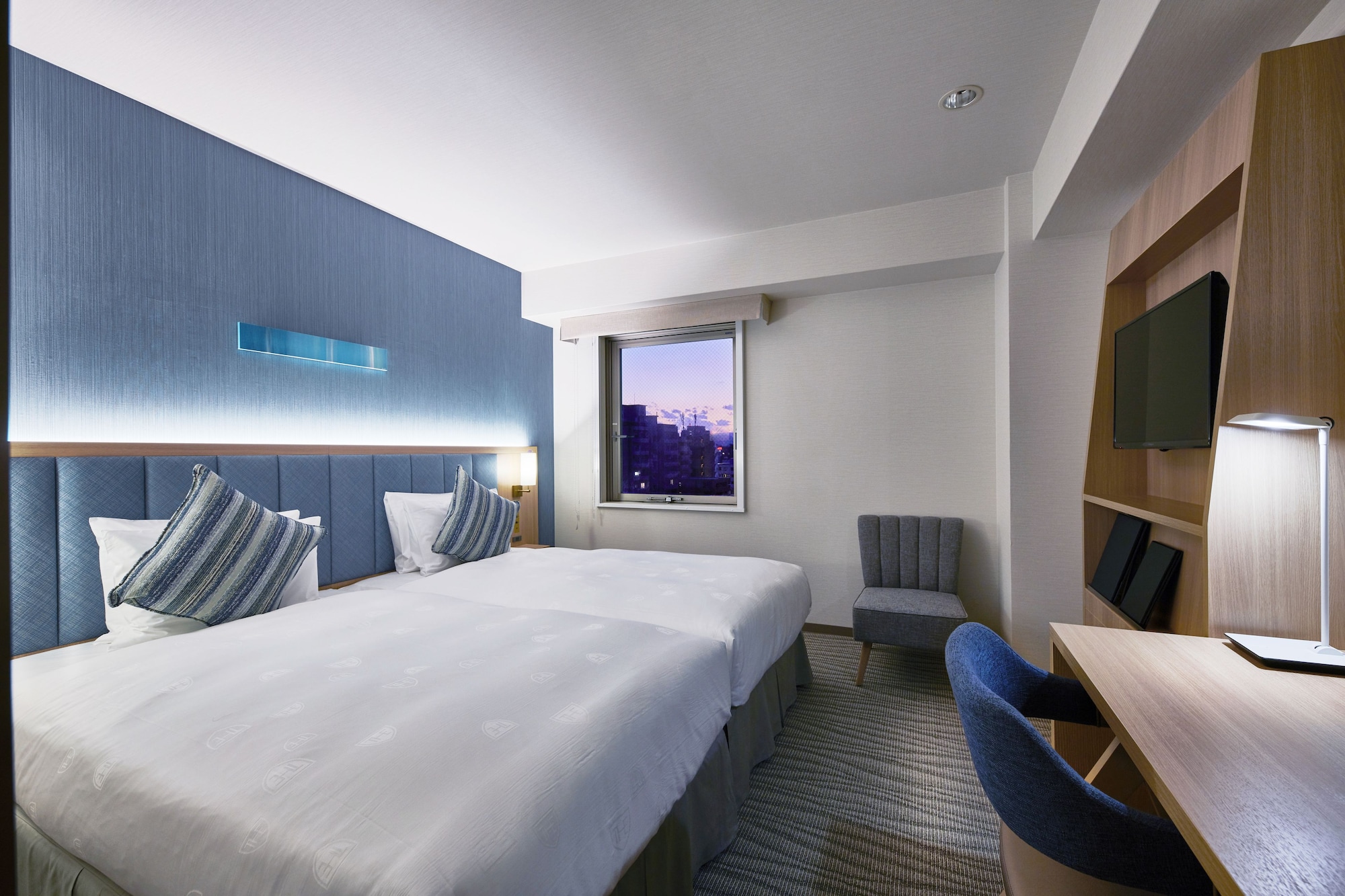 STANDARD, TWIN BEDS