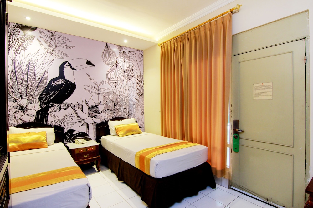Grand Rosela Yogyakarta Hotel 37/74