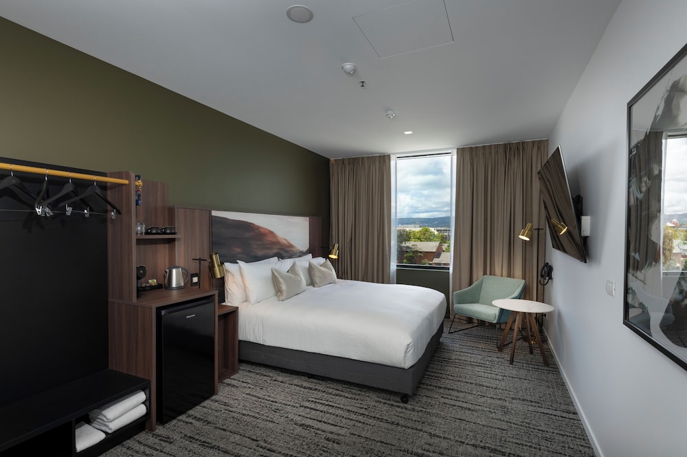 غرفة متصلة عائلية بسرير فردي، TRYP by Wyndham Pulteney Street Adelaide 2/5